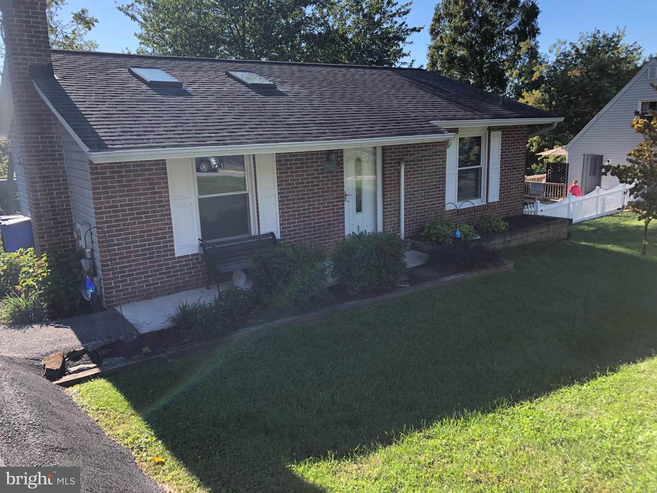 4 Donalds Lane - Photo 1