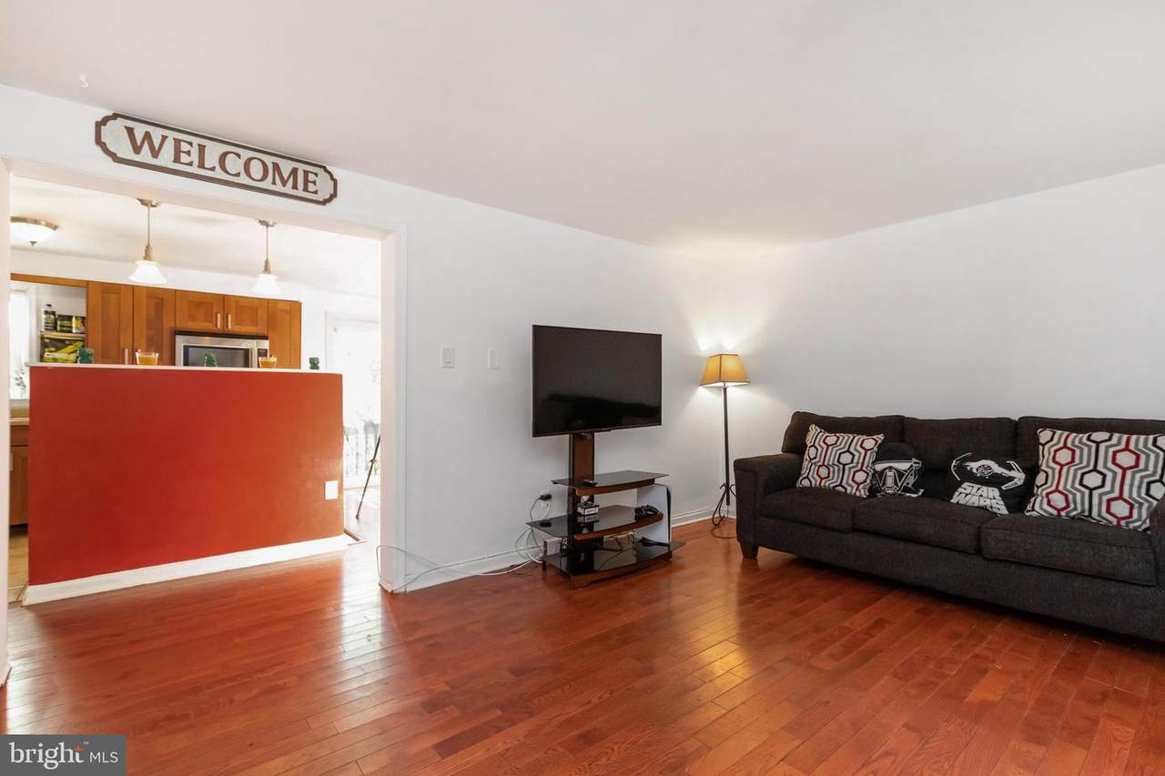 7311 Aquinas Avenue - Photo 1