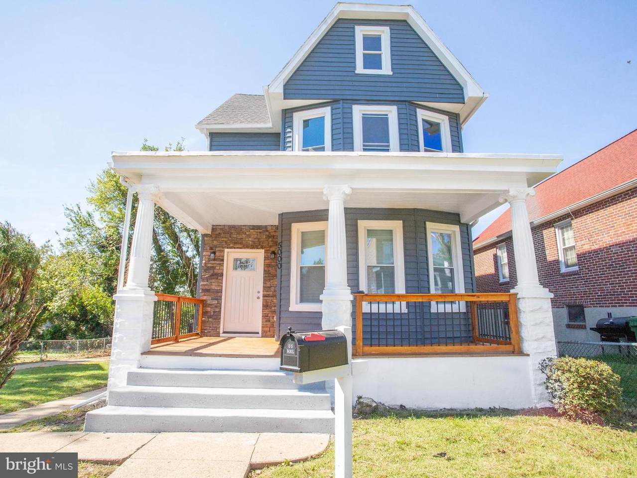 5000 Midwood Avenue - Photo 1