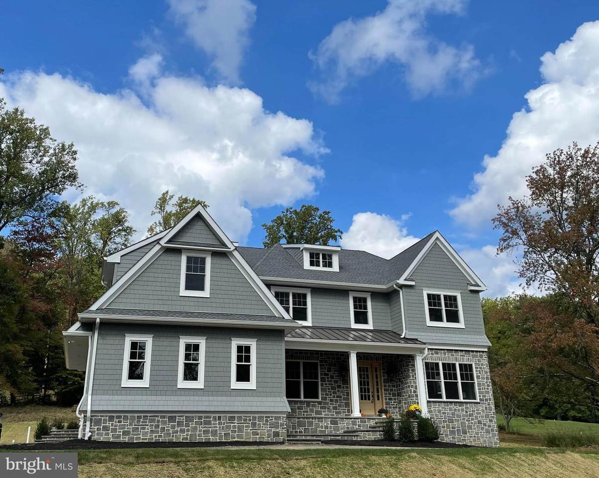 1675 Yellow Springs Rd - Photo 1