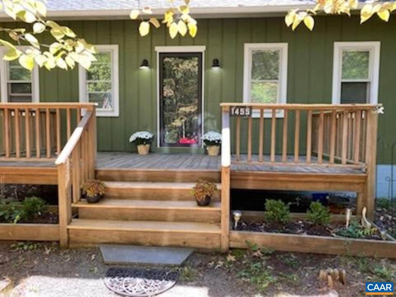 1455 Canfield Ln - Photo 1