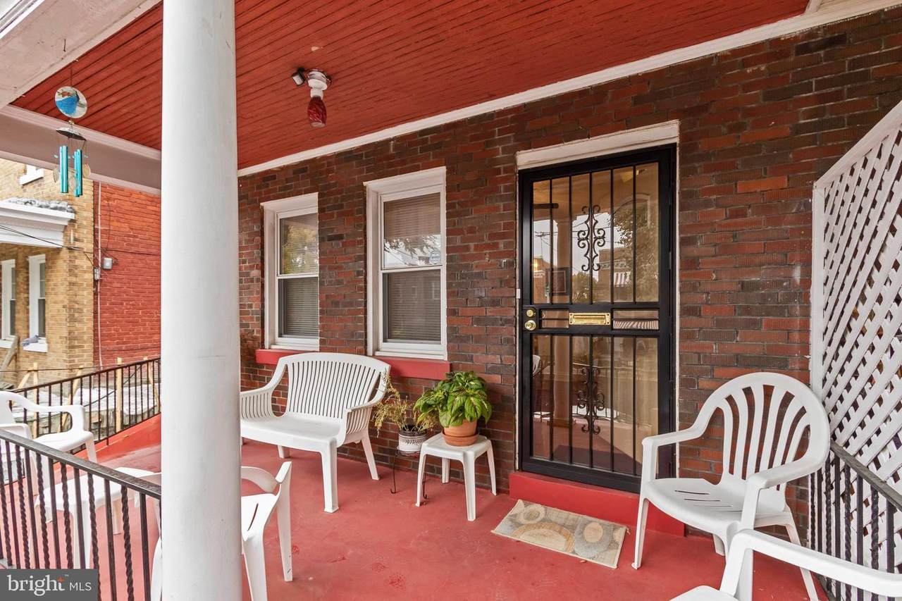 529 Somerset - Photo 1