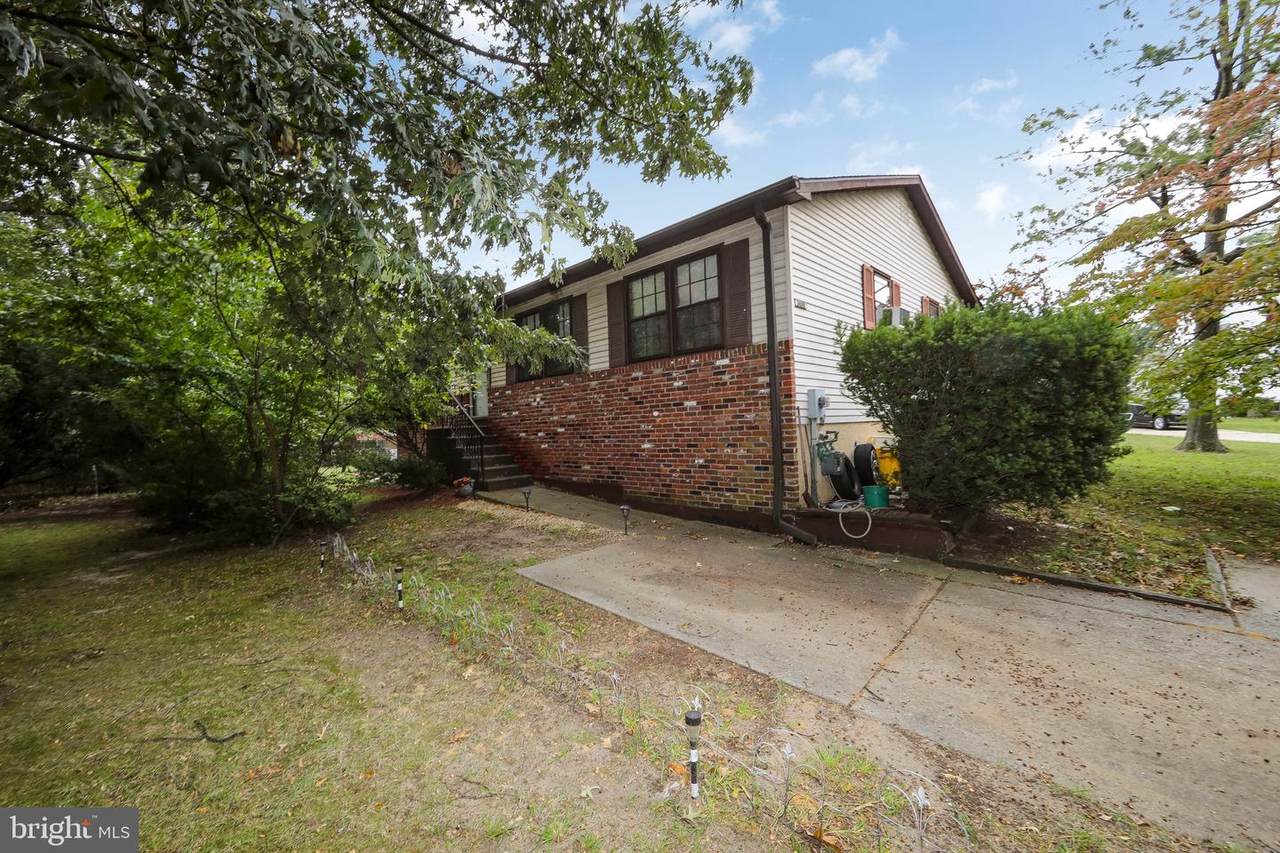 3460 Buckingham Lane - Photo 1