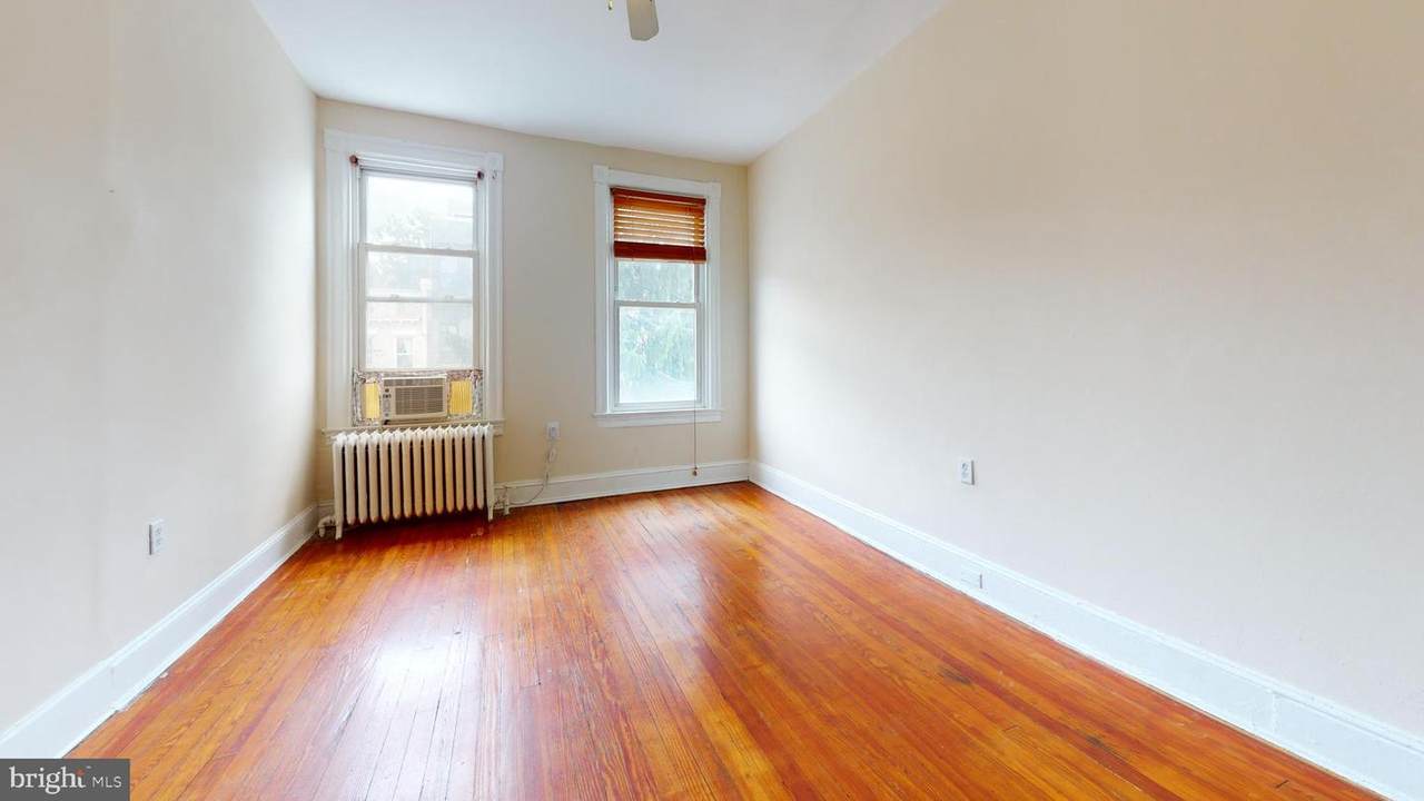 3220 Warder Street - Photo 1
