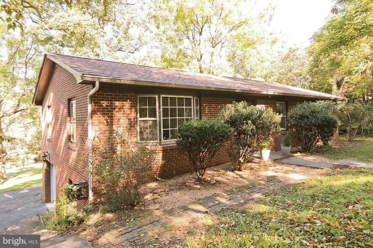 157 Robin Hood Circle - Photo 1