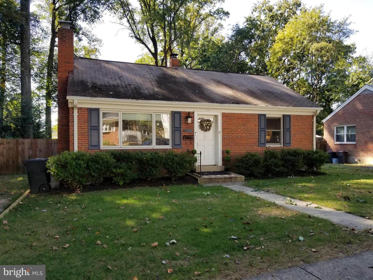 10839 Warwick Avenue - Photo 1