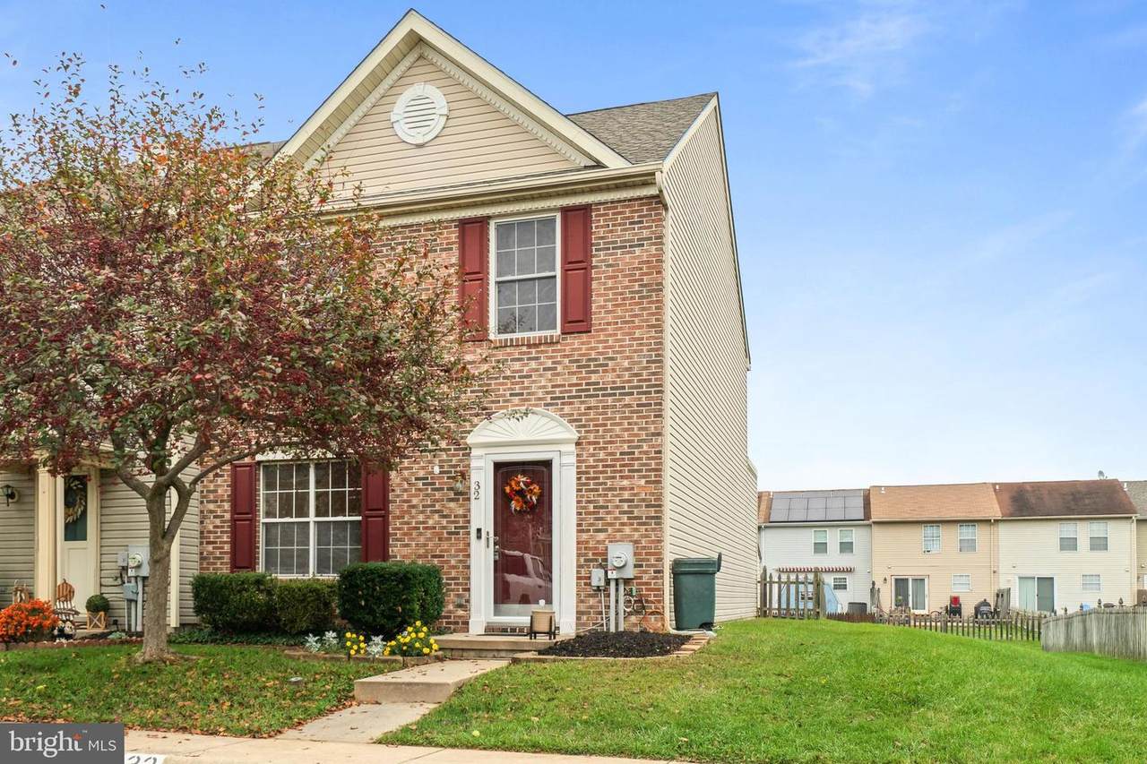 32 Chartwell - Photo 1