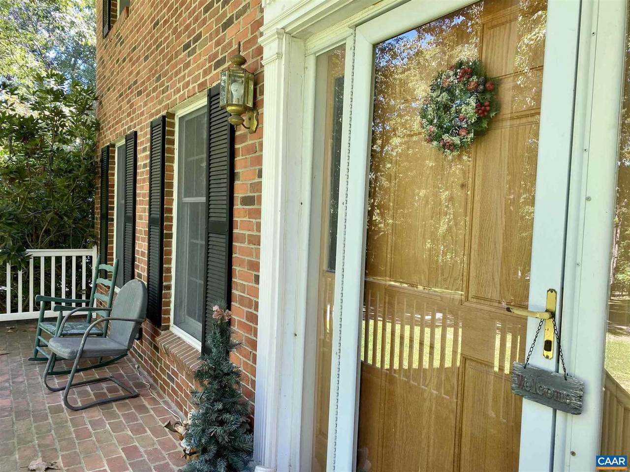 1087 Stuarts Draft Hwy - Photo 1