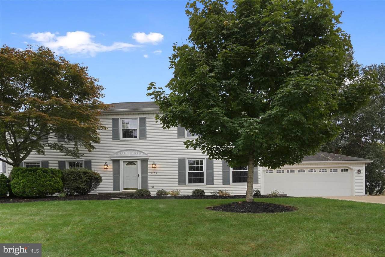 4469 Nantucket Road - Photo 1