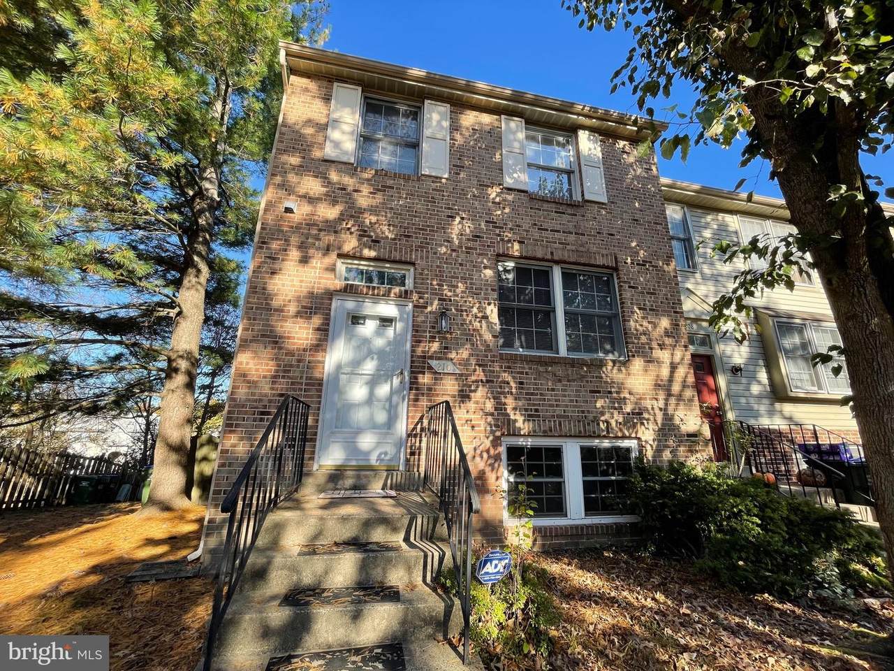 210 Ridgecrest Court - Photo 1
