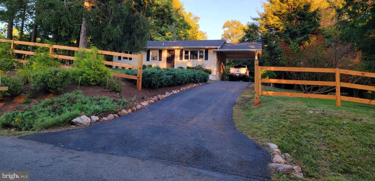 45524 Lakeside Drive - Photo 1