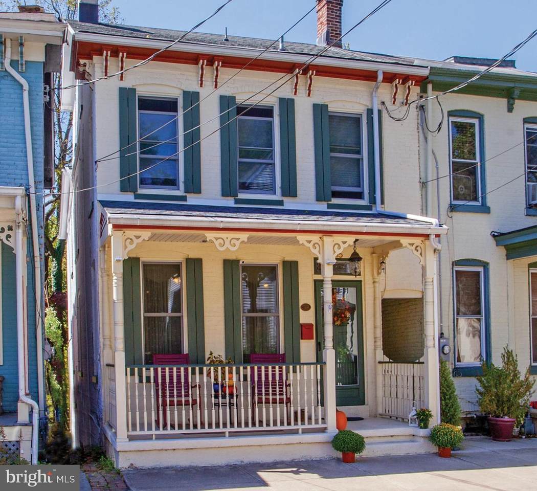 115 Clinton Street - Photo 1