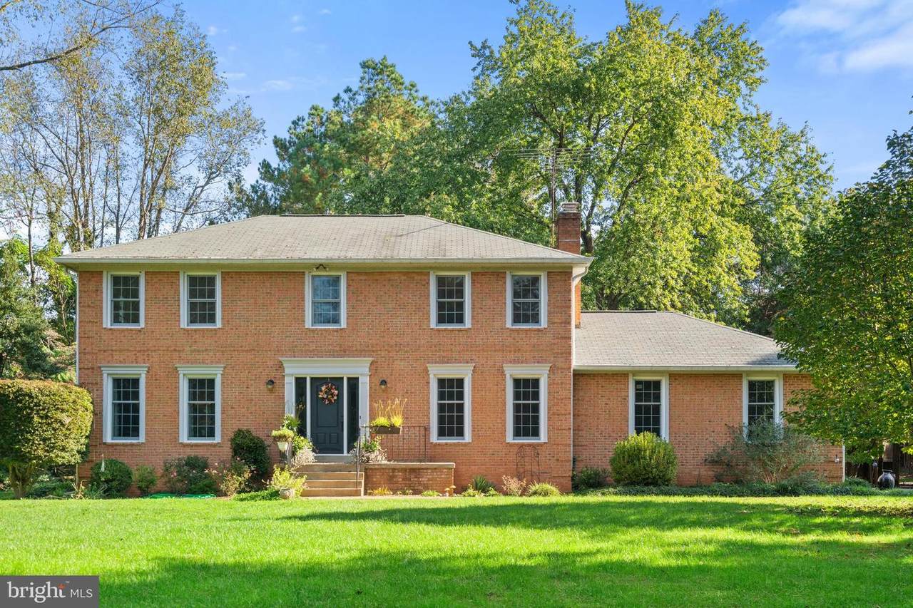 7381 Woodstone Court - Photo 1