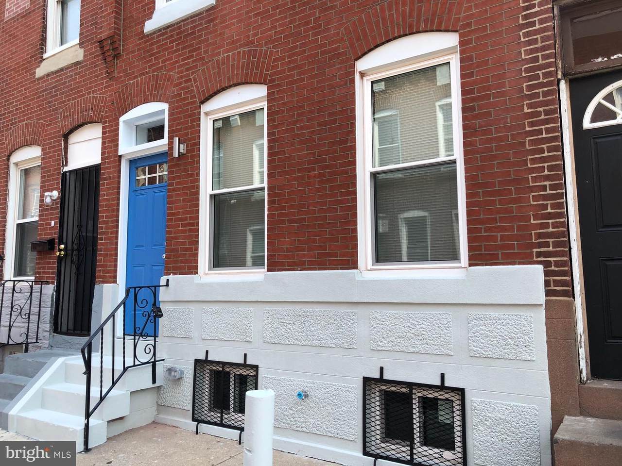 2075 Stella Street - Photo 1