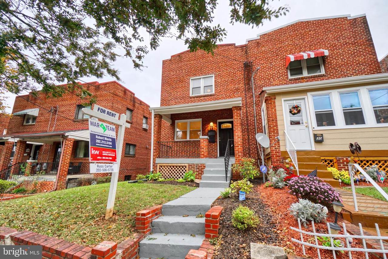 28 54TH Street - Photo 1