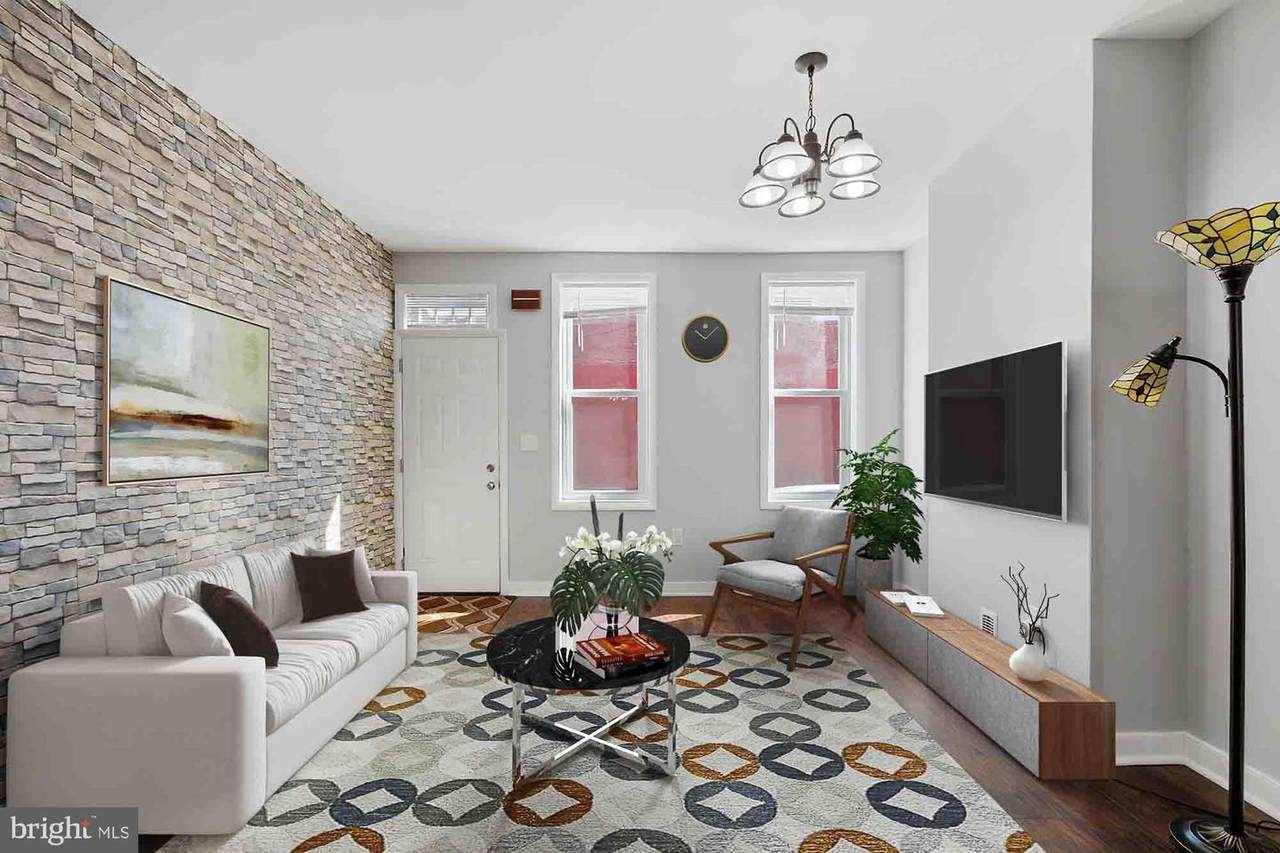 3144 Mercer Street - Photo 1