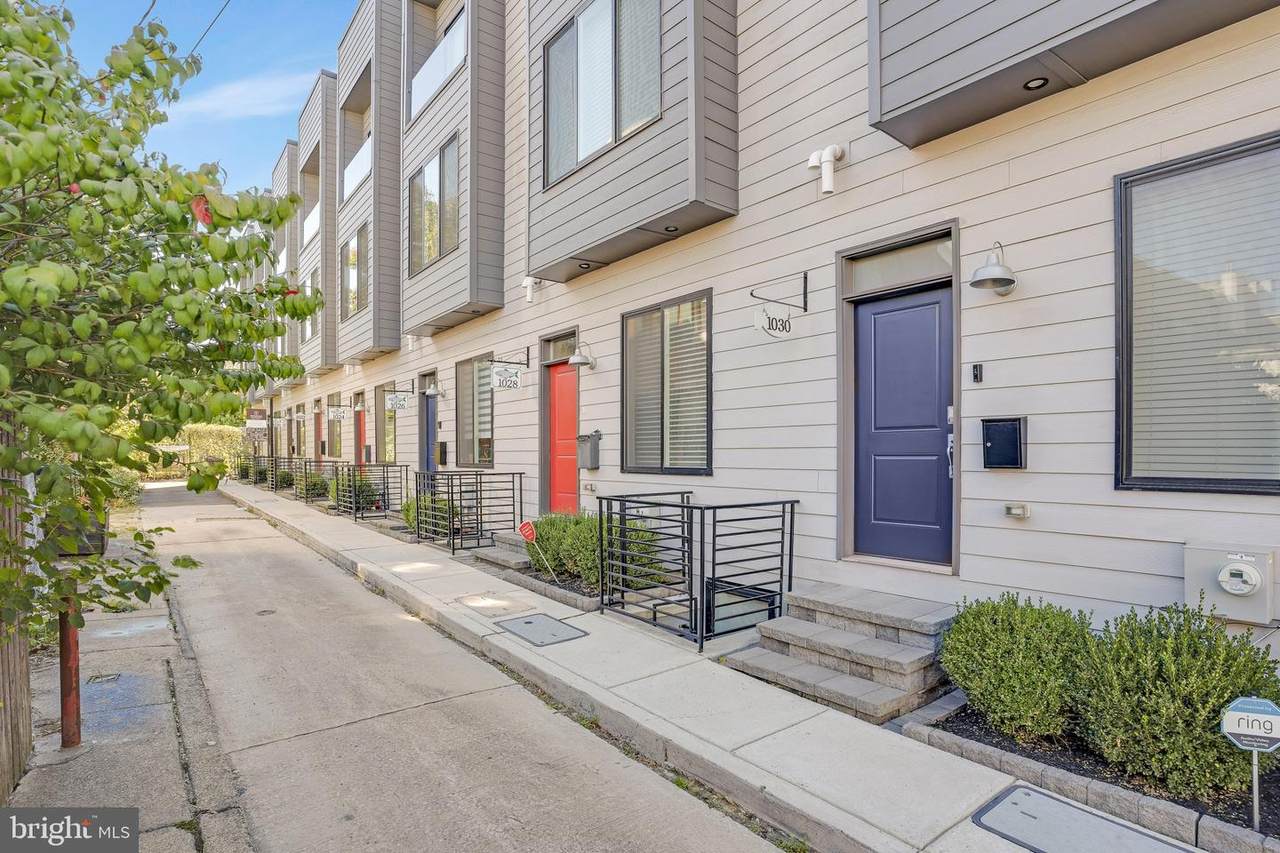 1028 Hyde Street - Photo 1