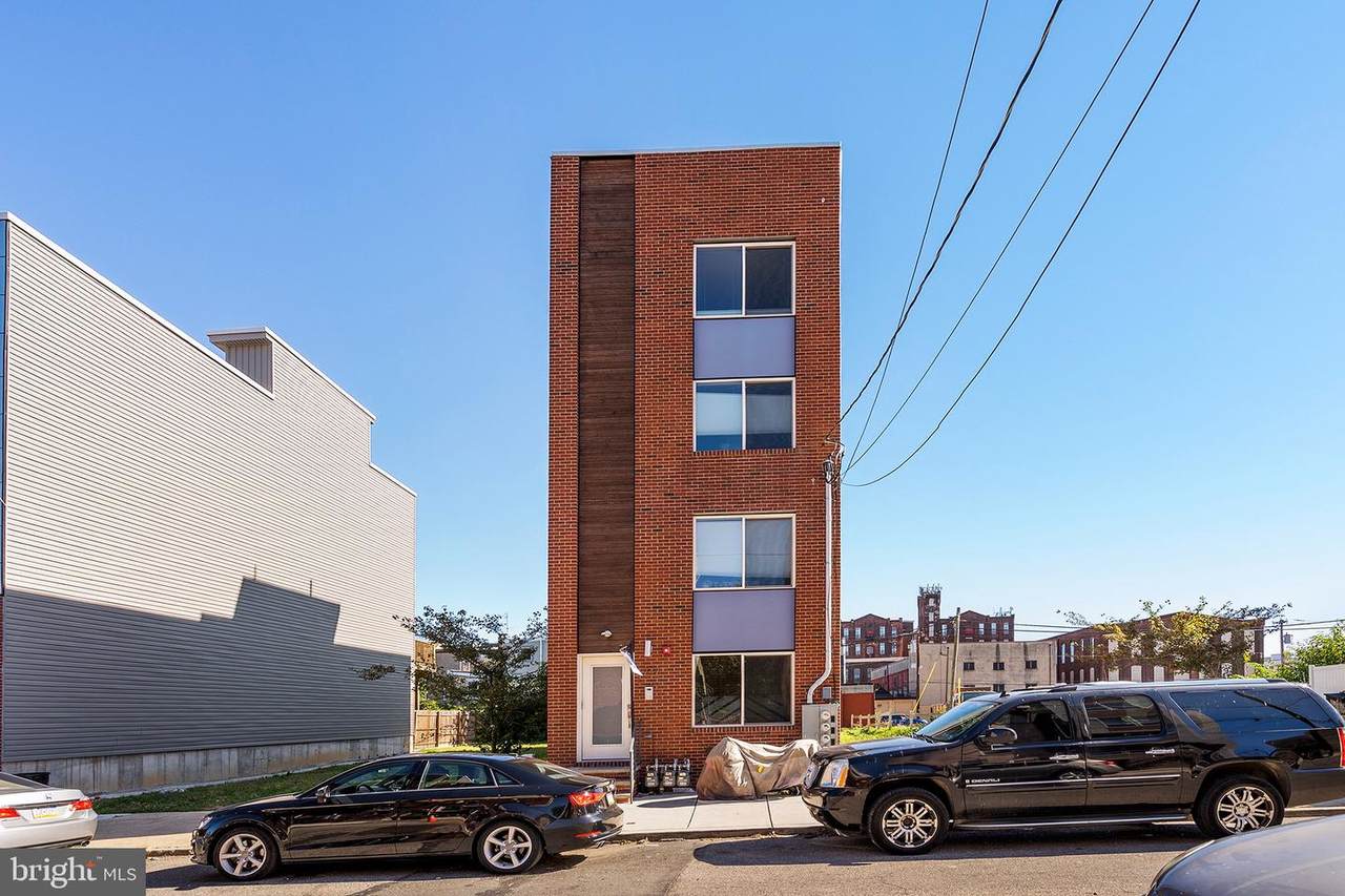 1747 Marshall Street - Photo 1