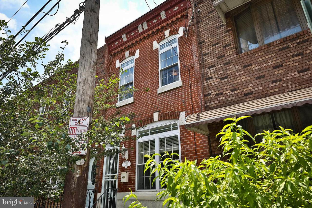 1318 Mifflin Street - Photo 1