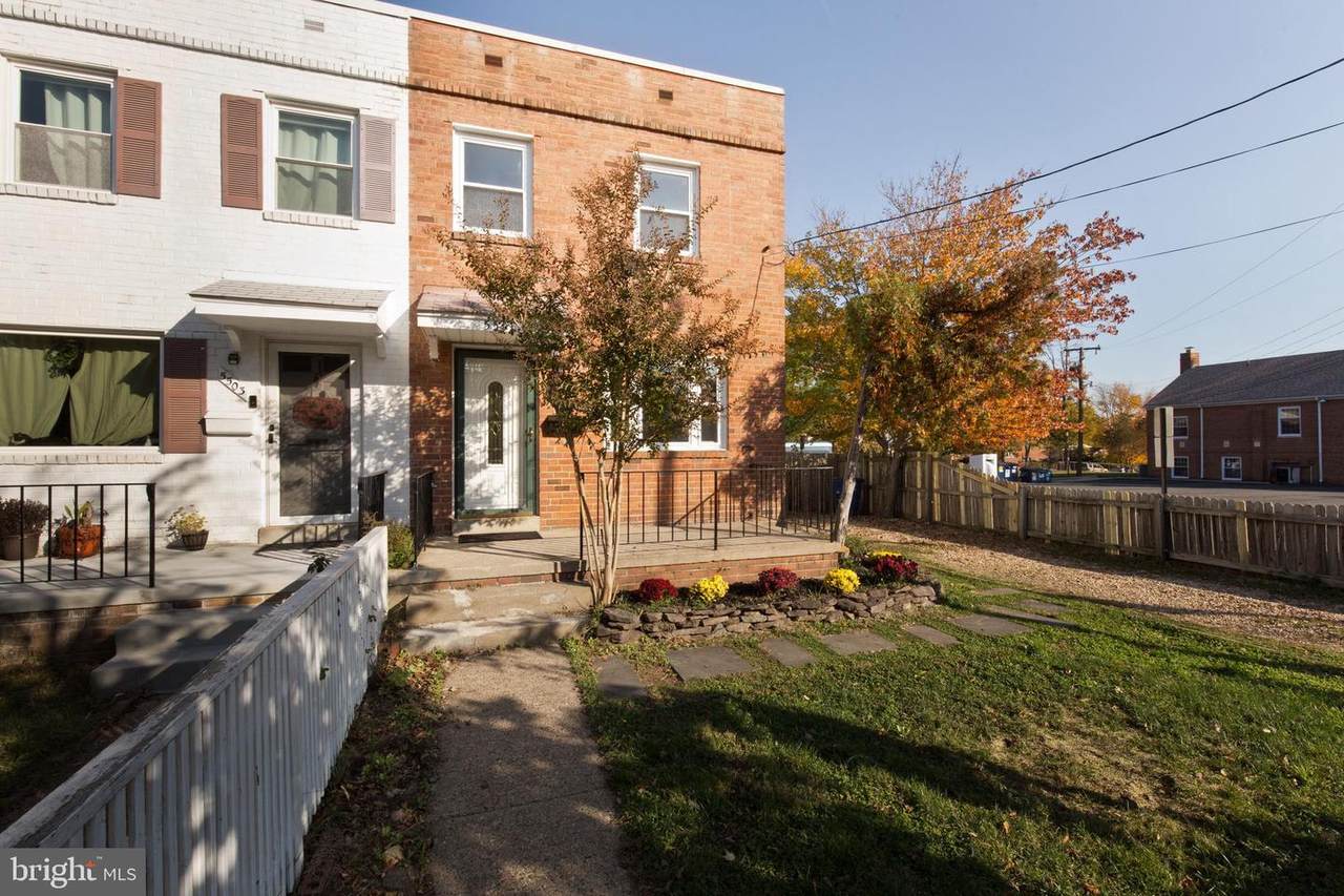 5501 7TH Road - Photo 1