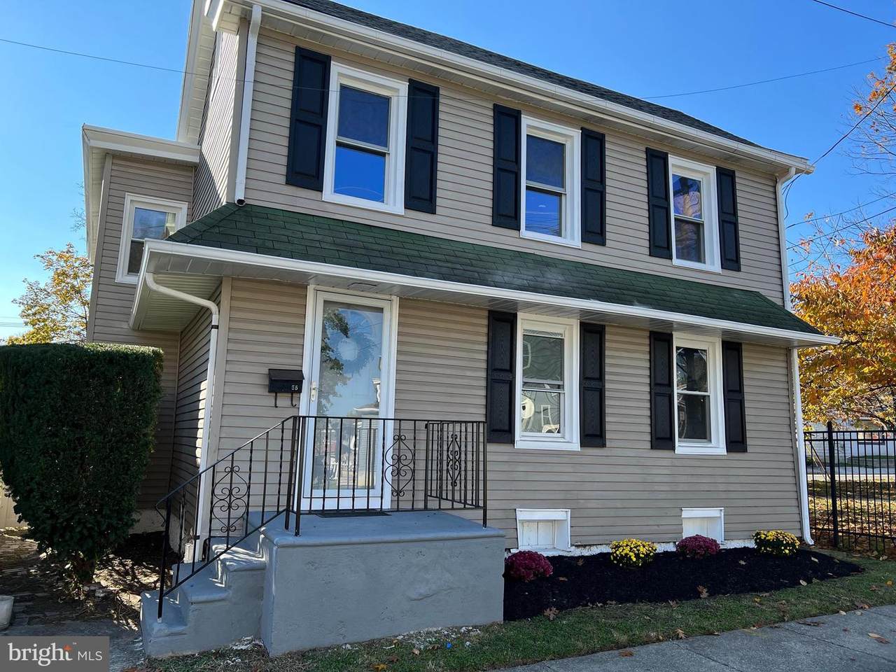 55 Barber Avenue - Photo 1