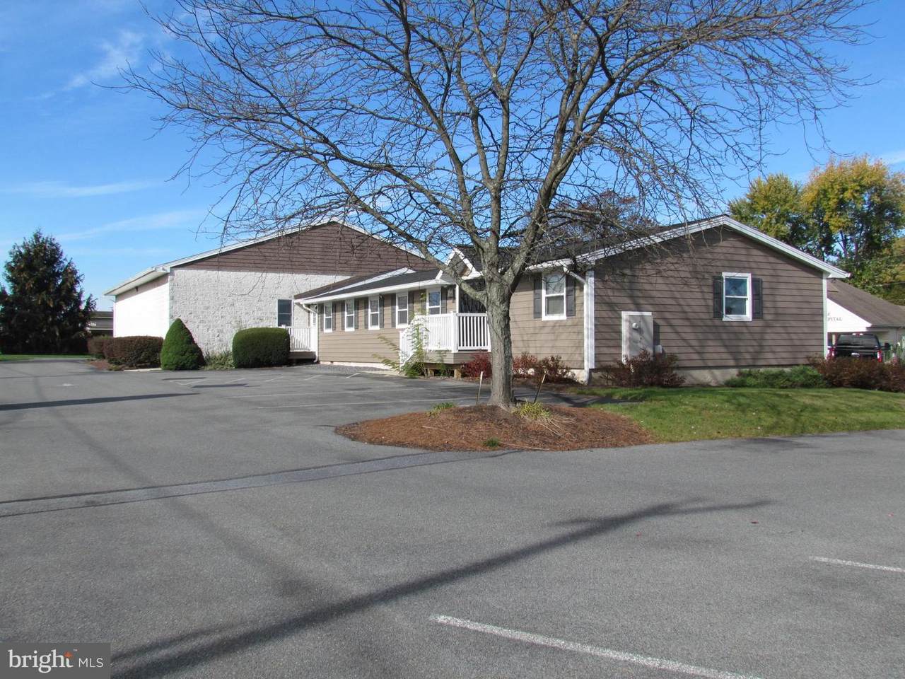 1019 Ben Franklin - Photo 1