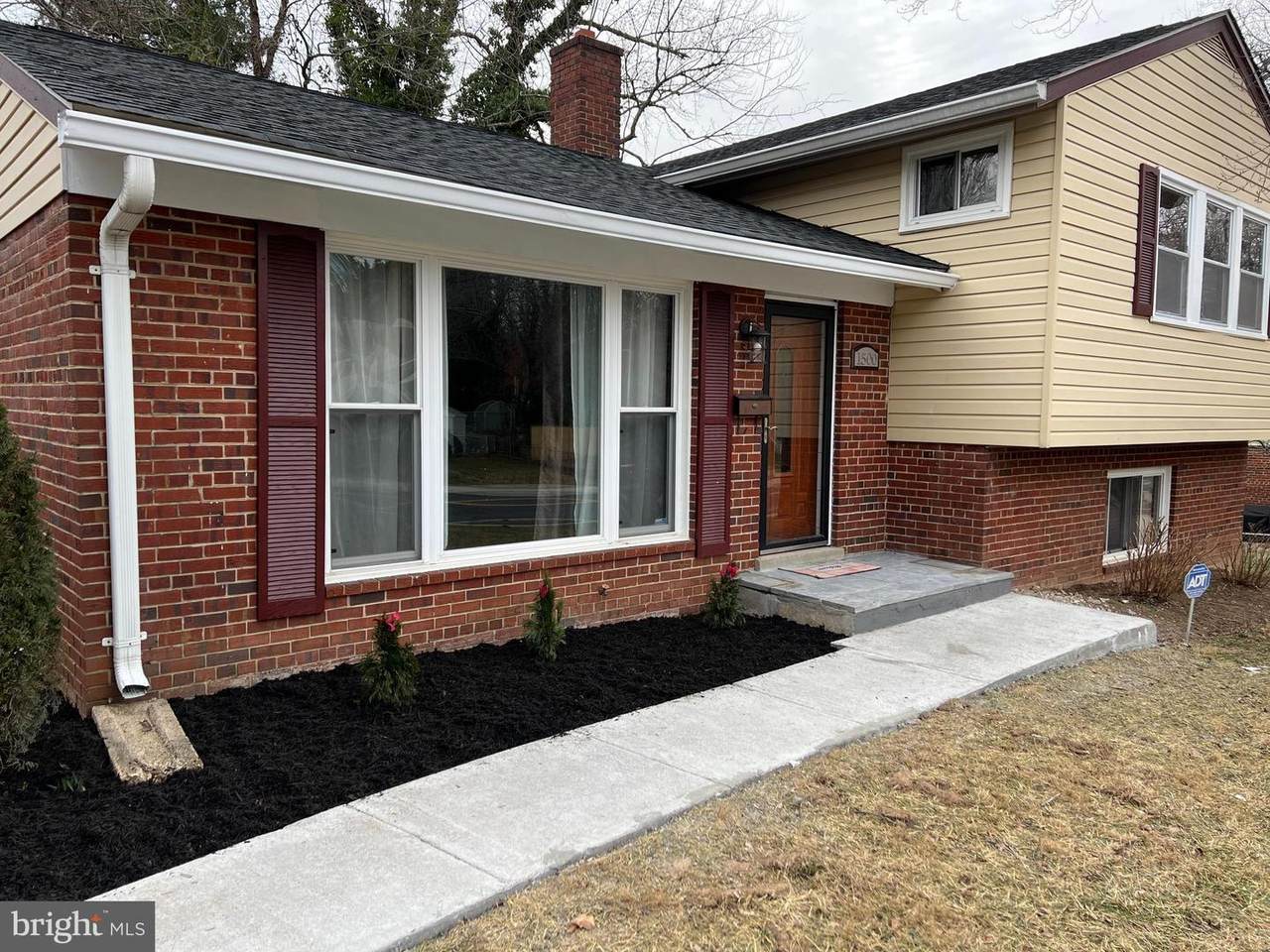 1500 Dennis Avenue - Photo 1