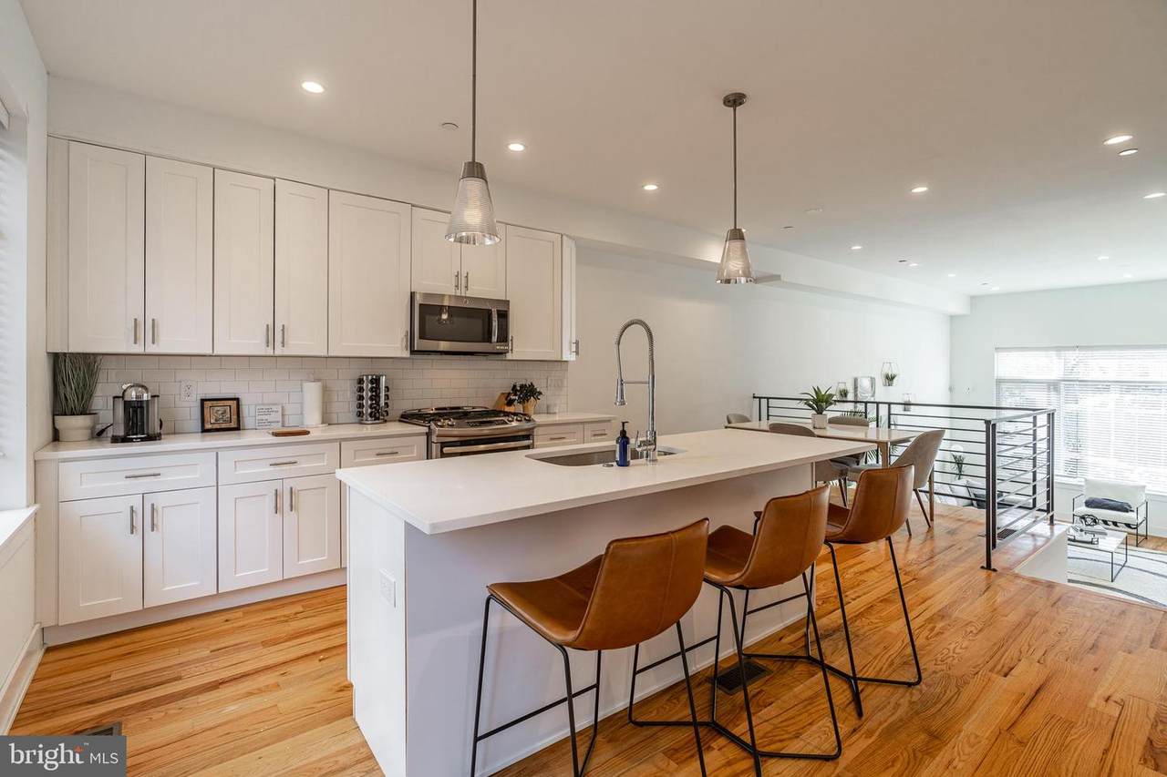 879 5TH Street - Photo 1