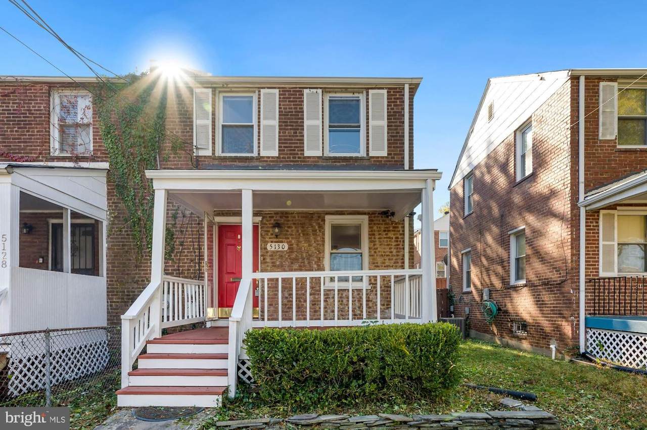 5130 South Dakota Avenue - Photo 1
