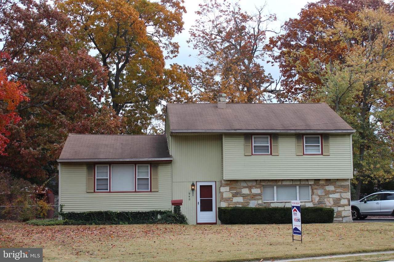 940 Main Street - Photo 1