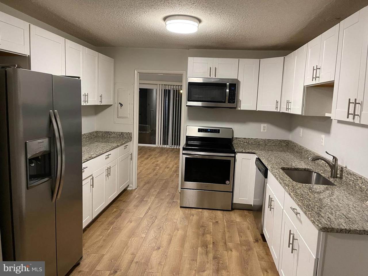 2314 Southgate Square - Photo 1