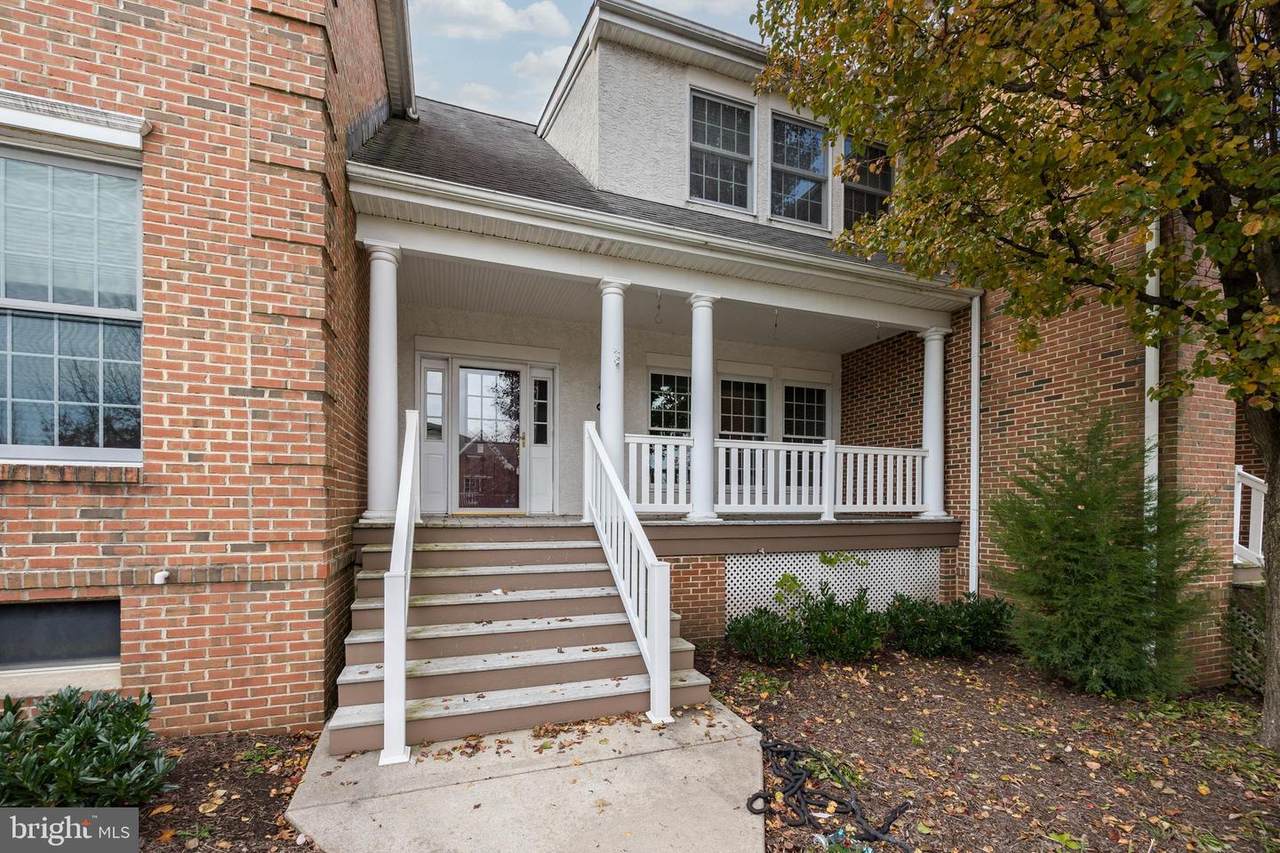 443 Wharton Boulevard - Photo 1