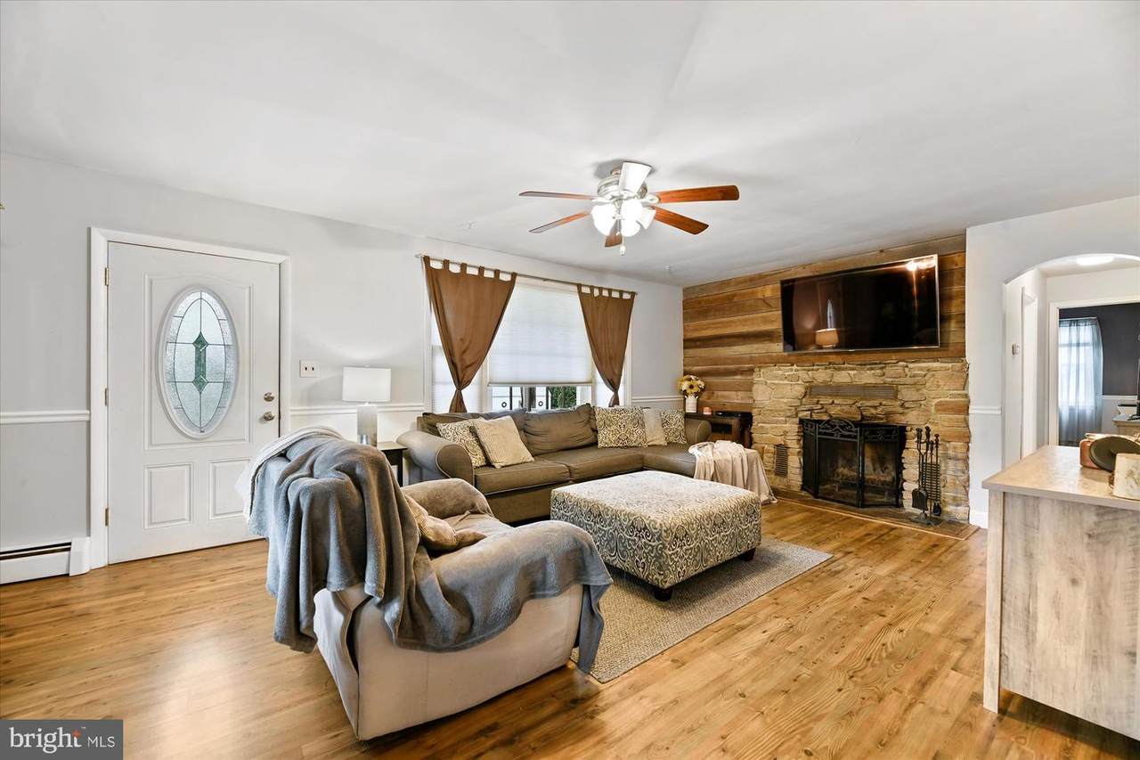 6121 Deer Park Road - Photo 1