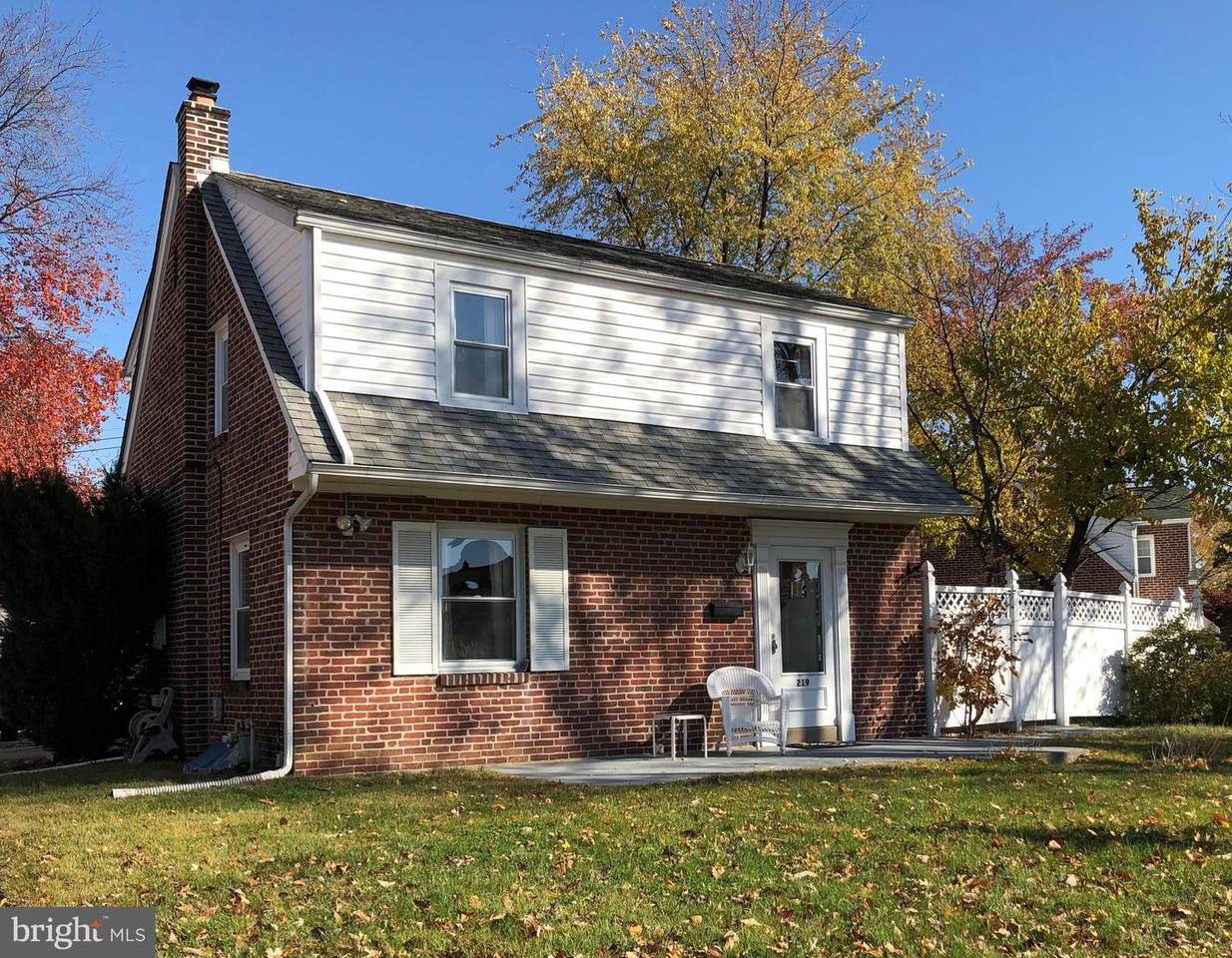 219 Rodney Road - Photo 1