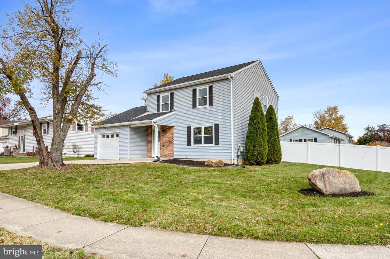 800 Brennen Drive - Photo 1