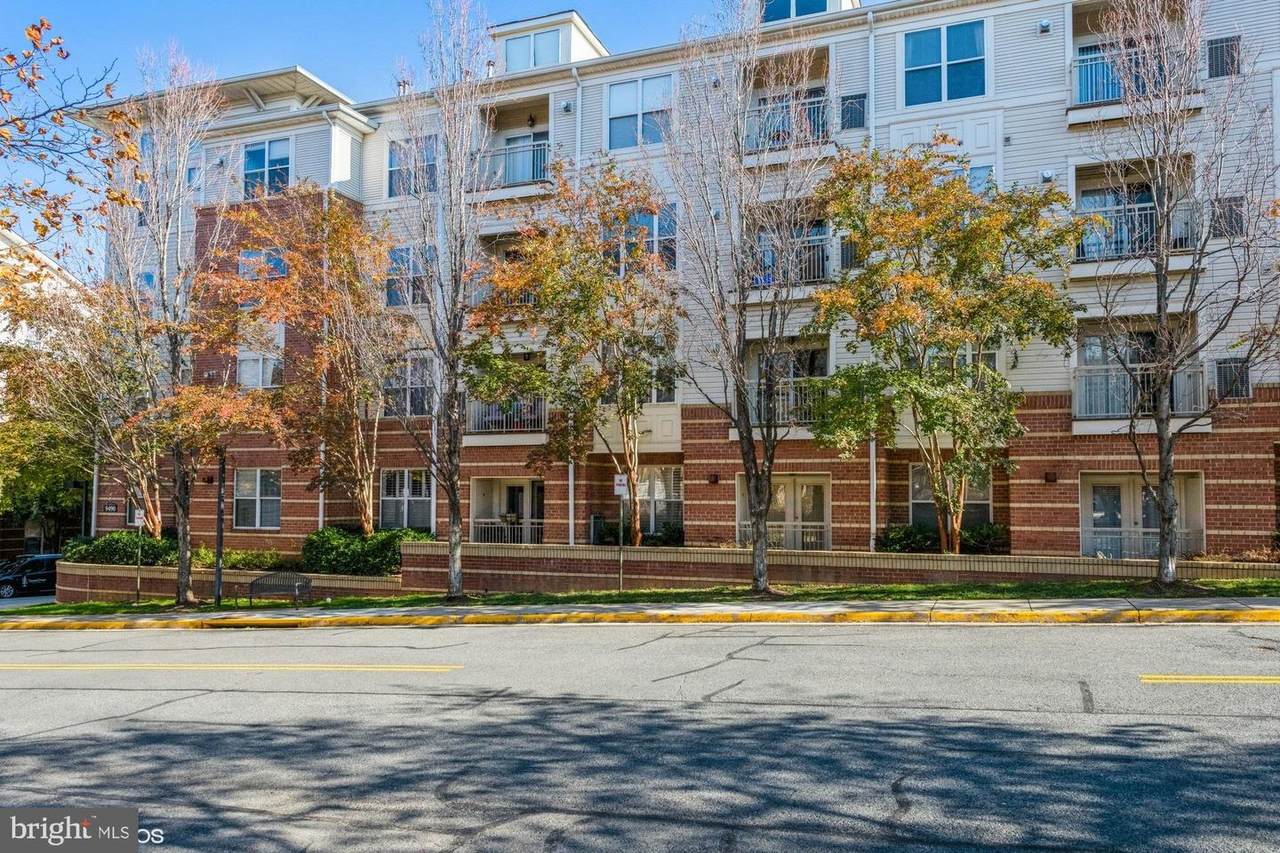 9490 Virginia Center Boulevard - Photo 1