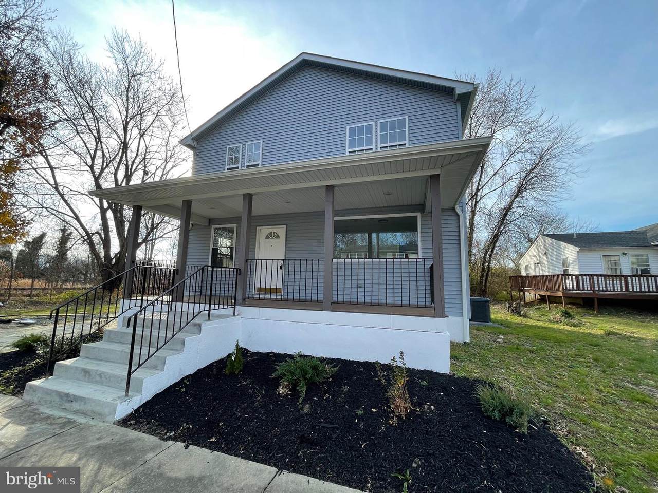 71 Stuart Street - Photo 1