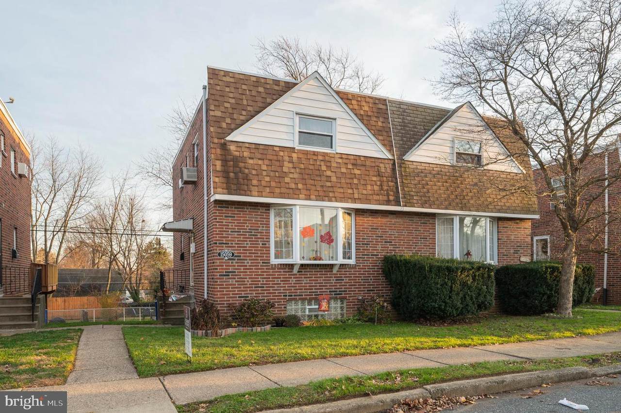 15059 London Road - Photo 1