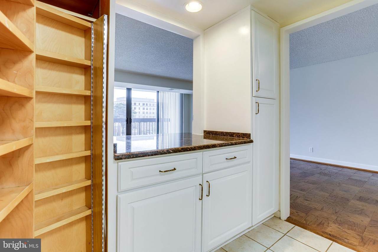 3800 Fairfax Drive - Photo 1