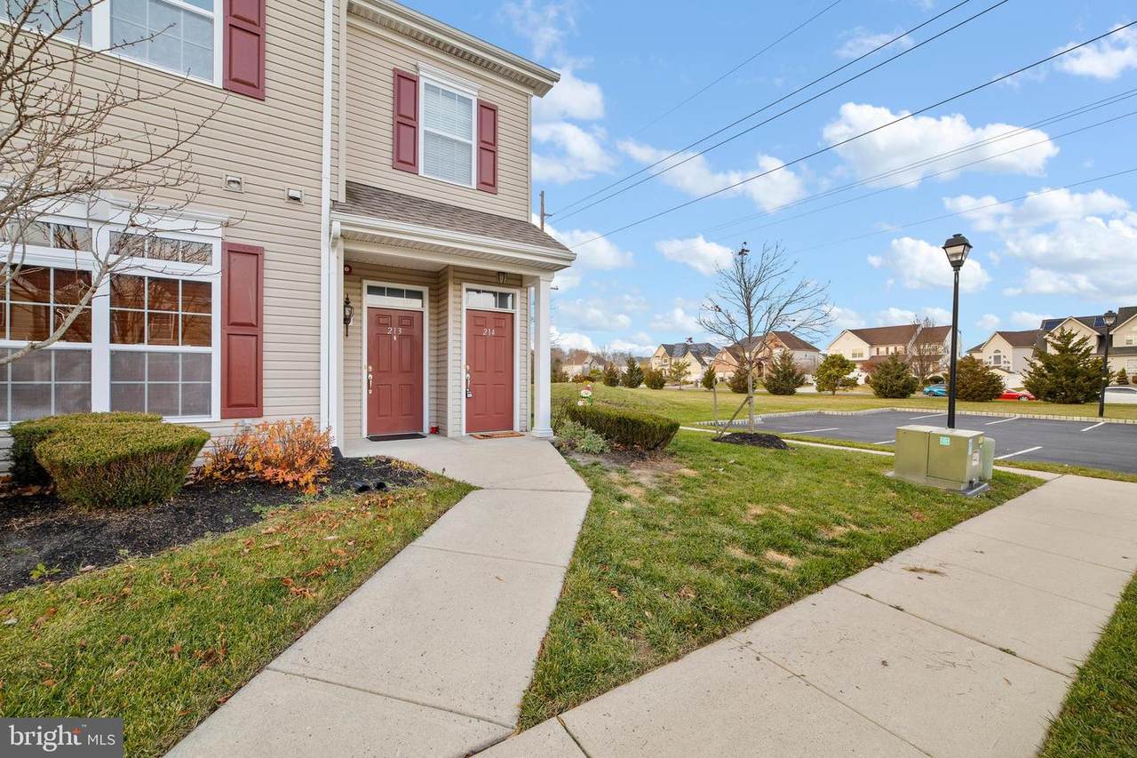 214 Raphael Court - Photo 1