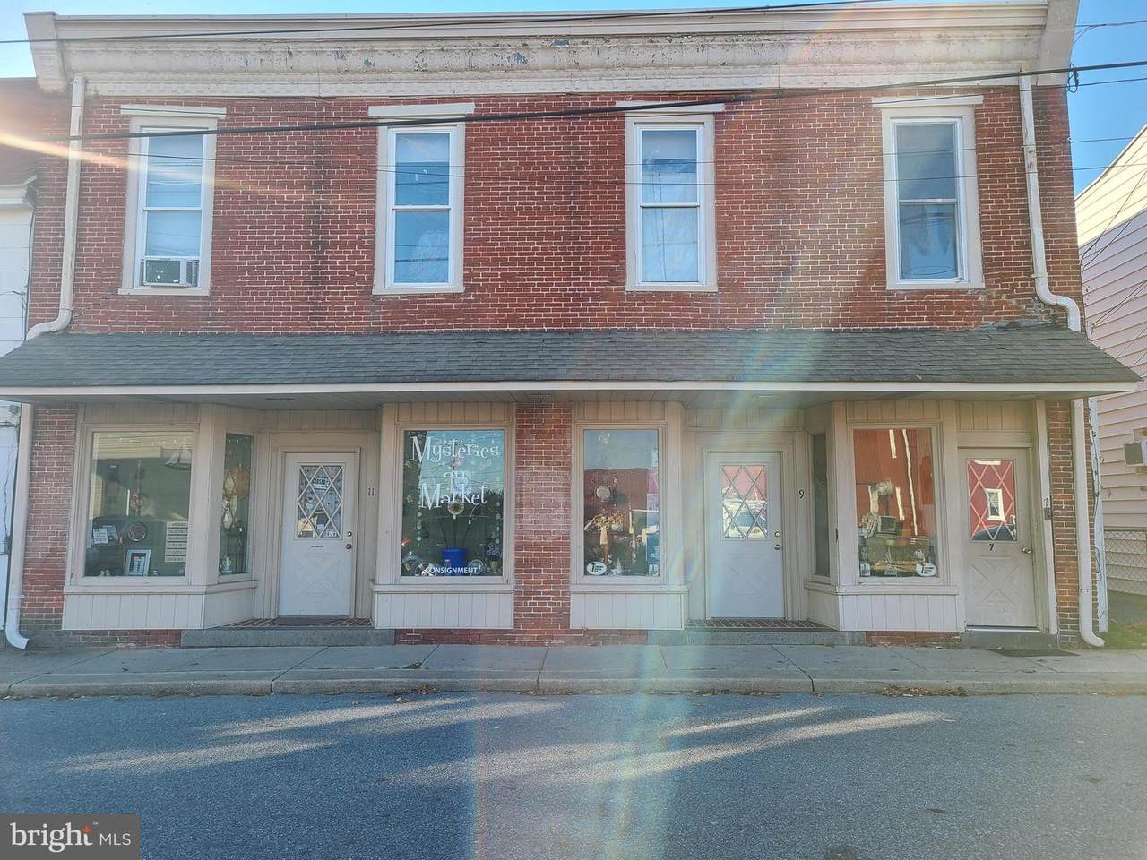 7 Market St - Photo 1