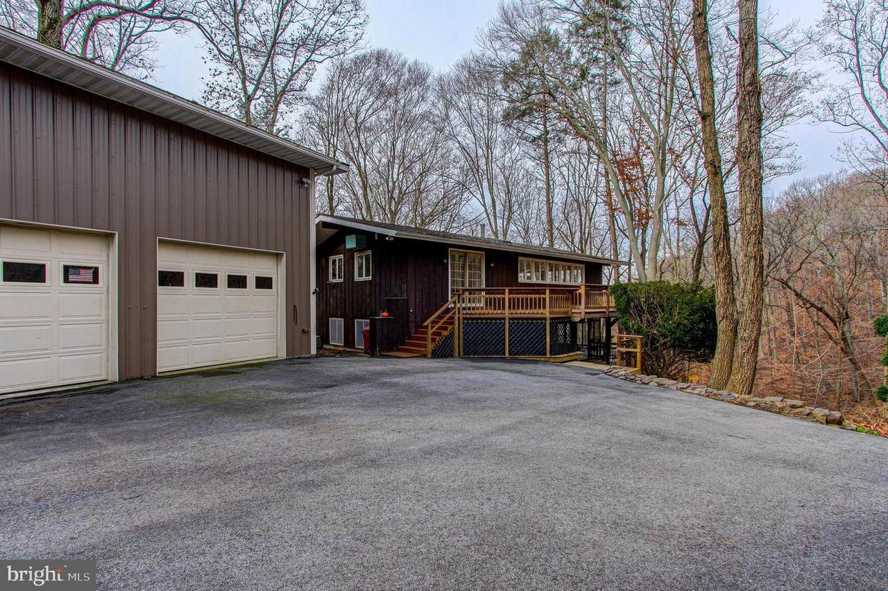 27 Woodsedge - Photo 1