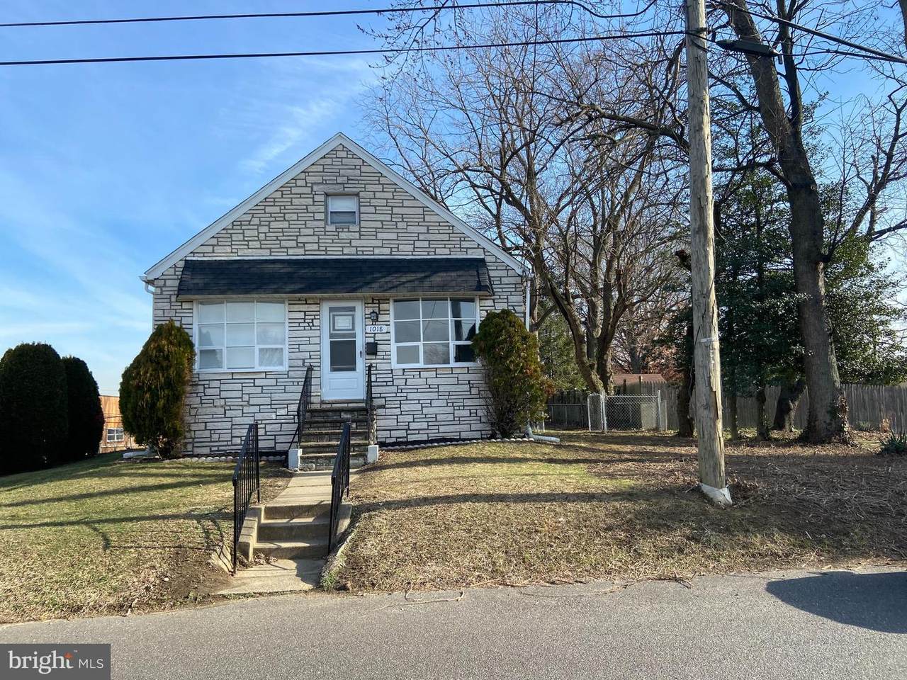 1018 Rose Avenue - Photo 1