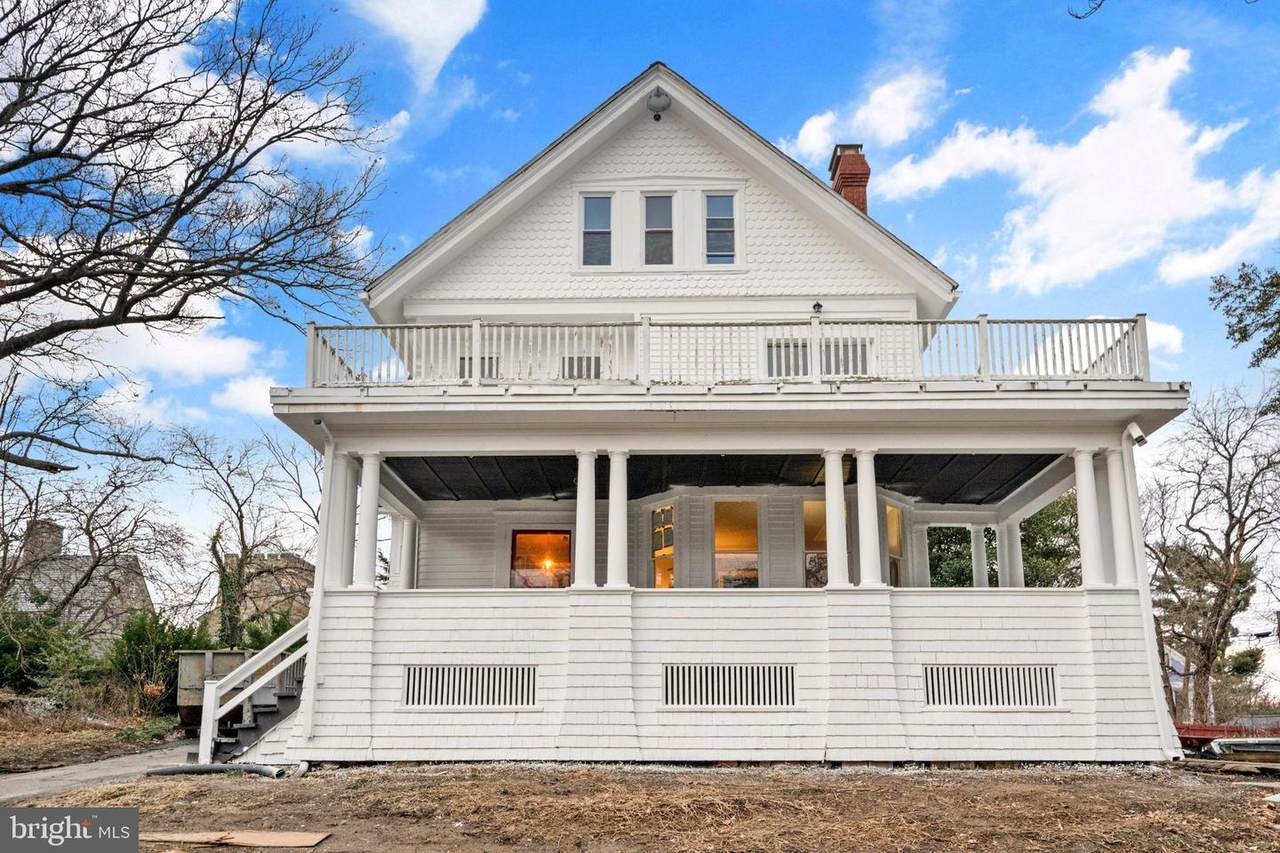 517 Cedar Street - Photo 1