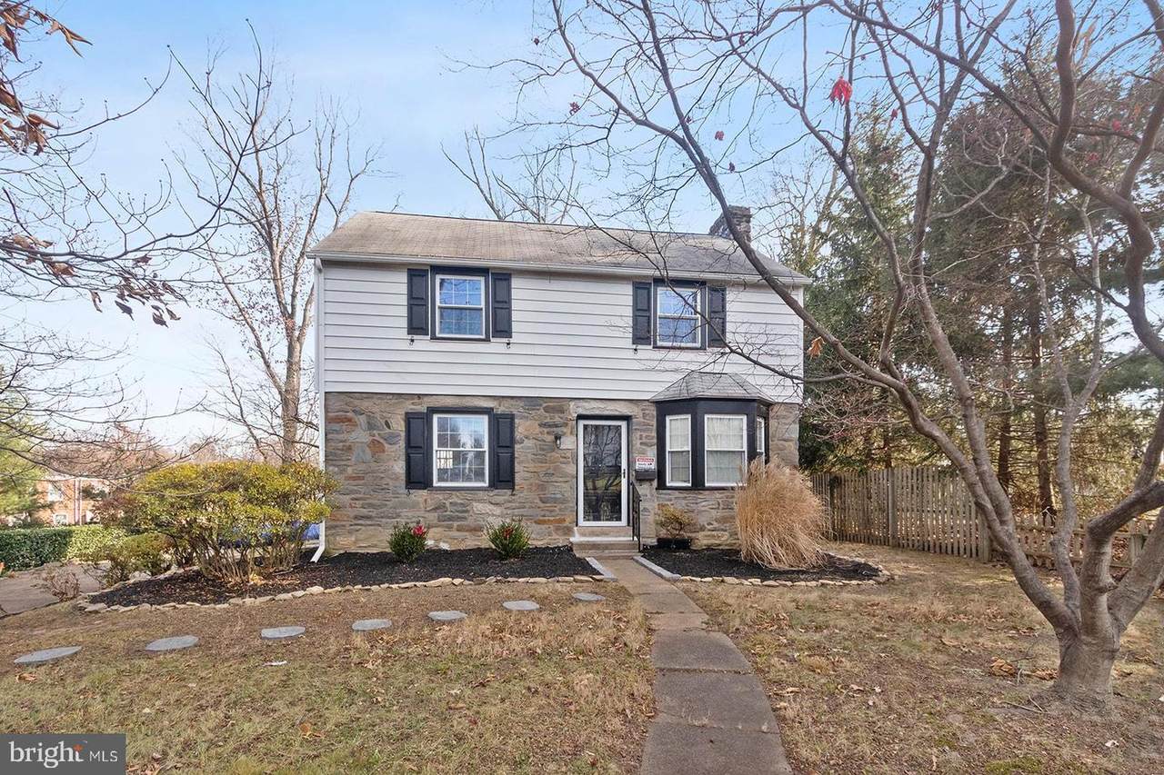 31 Bishop Avenue - Photo 1