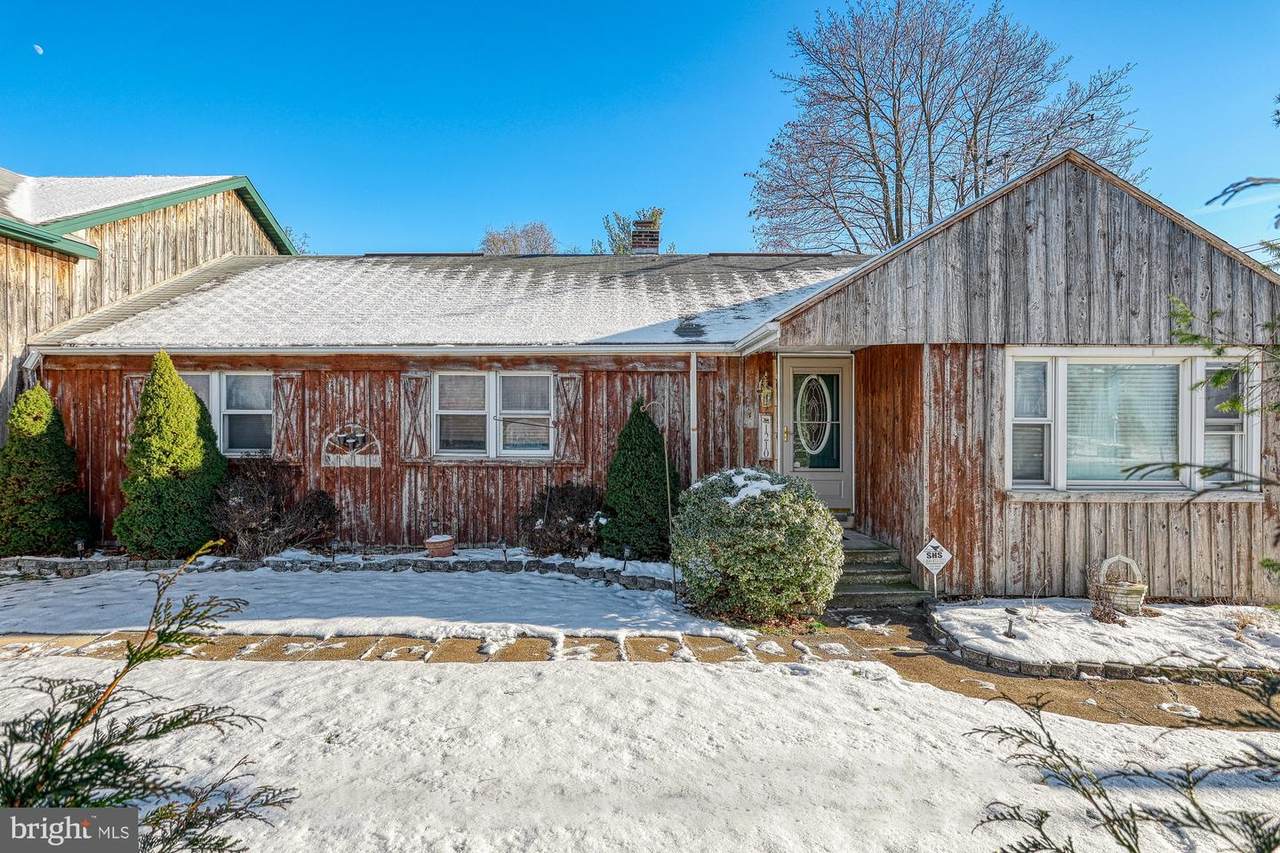 1210 Frederick Pike - Photo 1