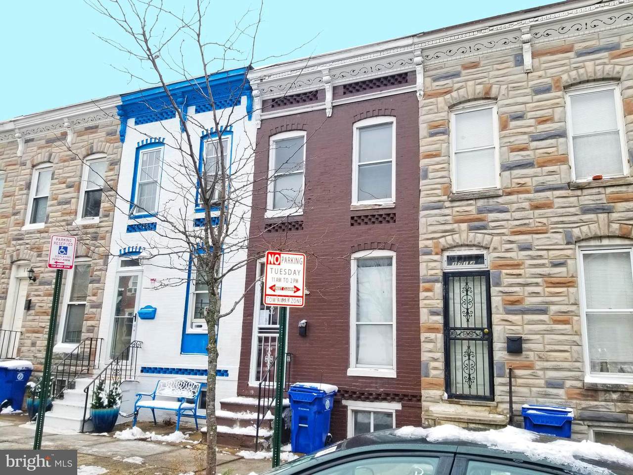 1712 Calhoun Street - Photo 1