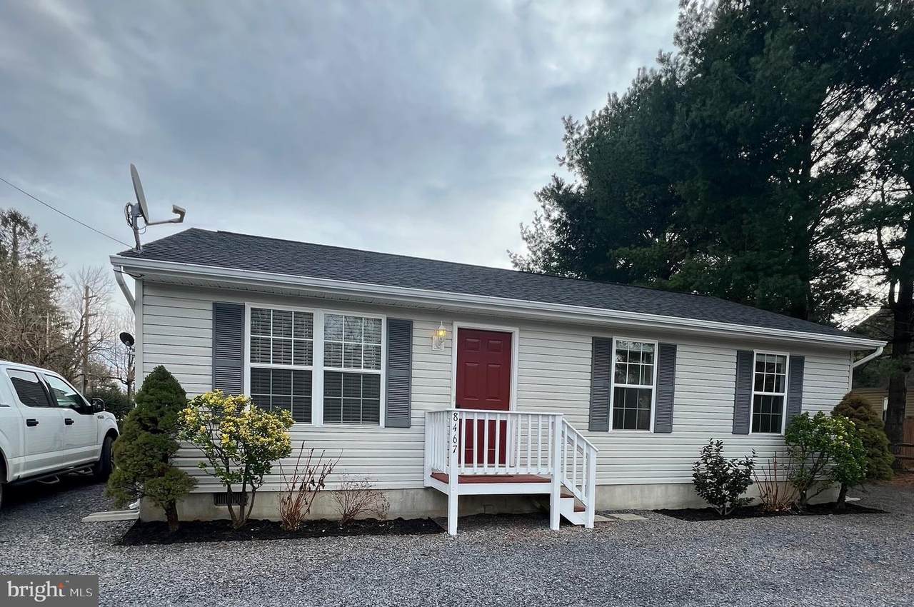 8467 Clover Court - Photo 1