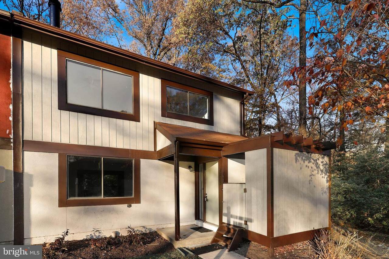 2215 Wheelwright Court - Photo 1