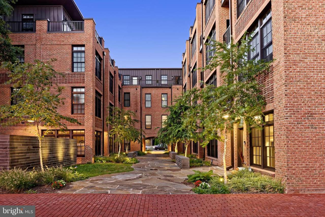 1311 E Street - Photo 1